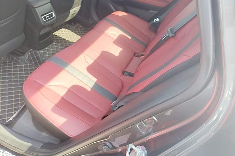 Used CHANGAN Eado 2021 PLUS Blue Whale NE 1.4T GDI DCT Prestige Model Left Rear Seat