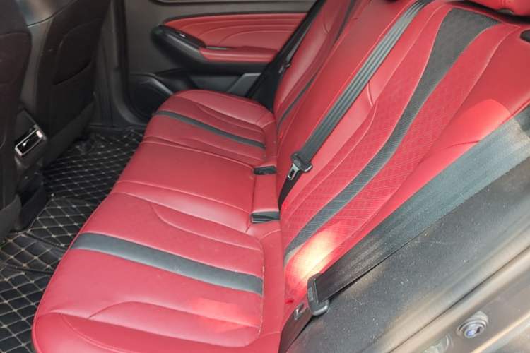 Used CHANGAN Eado 2021 PLUS Blue Whale NE 1.4T GDI DCT Prestige Model Left Rear Seat