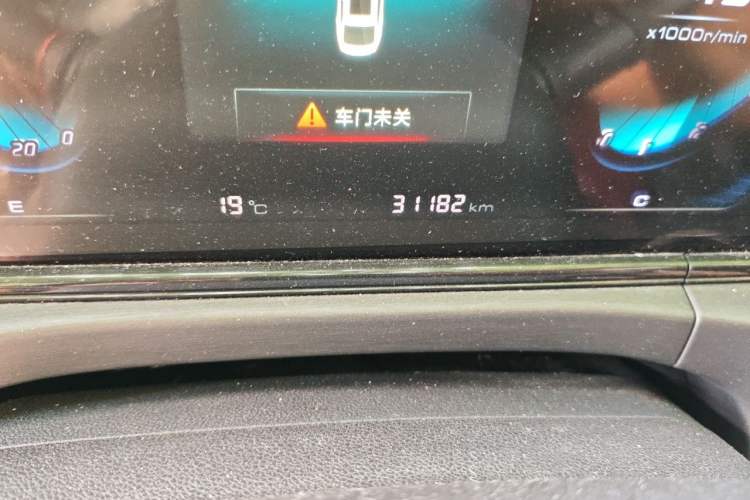 Used CHANGAN Eado 2021 PLUS Blue Whale NE 1.4T GDI DCT Prestige Model Odometer Close Up