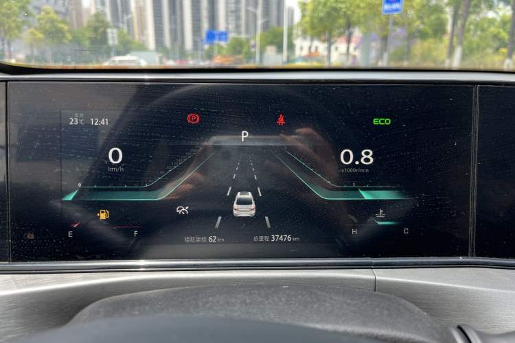 Used CHANGAN Eado 2021 PLUS Blue Whale NE 1.4T GDI DCT Flagship Model Odometer Close Up