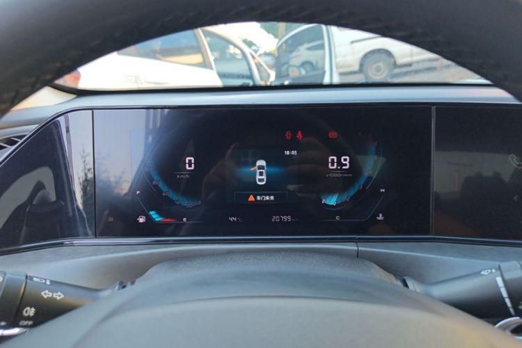 Used CHANGAN Eado 2021 PLUS 1.6L GDI Manual Luxury Model Odometer Close Up