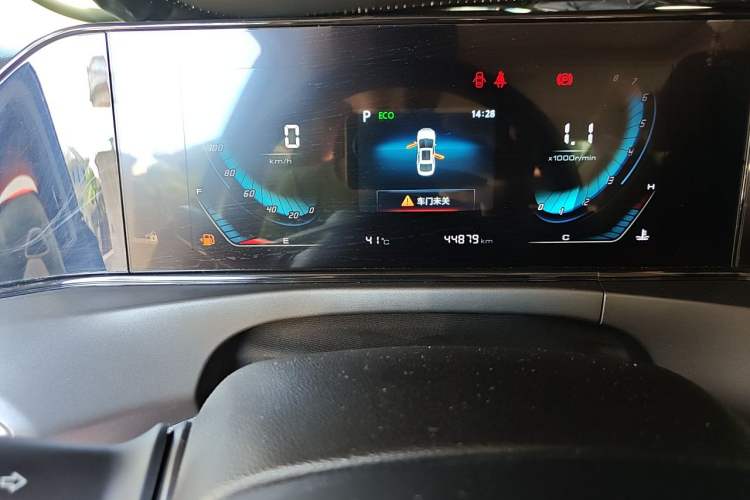 Used CHANGAN Eado 2021 PLUS Blue Whale NE 1.4T GDI DCT Prestige Model Odometer Close Up