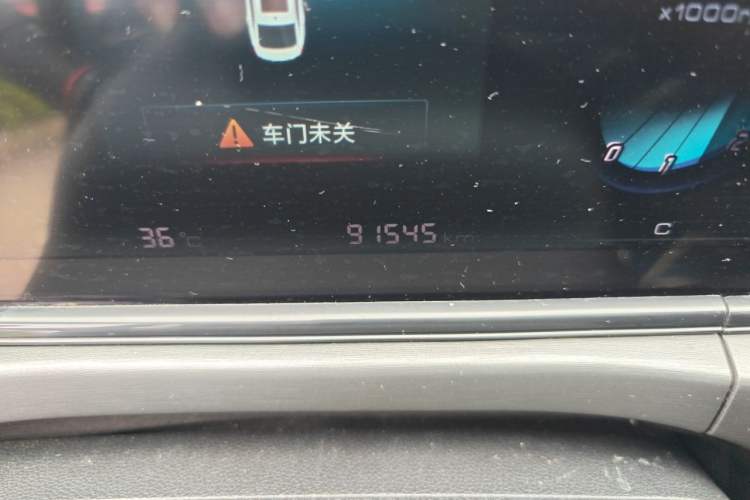 Used CHANGAN Eado 2021 PLUS 1.6L GDI Manual Luxury Model Odometer Close Up