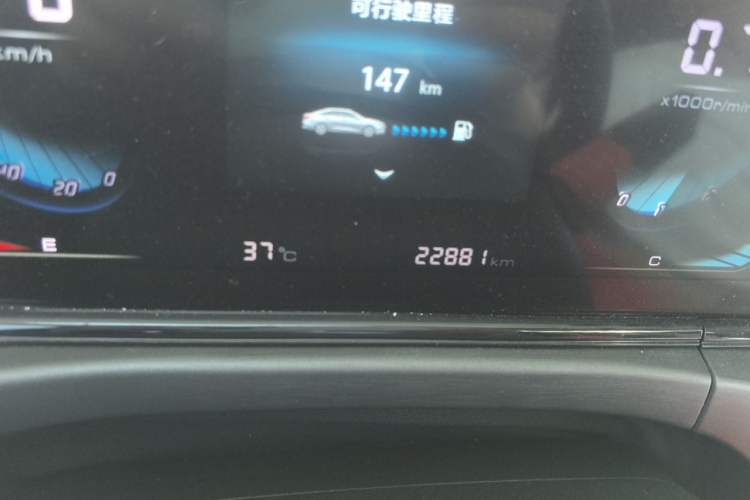 Used CHANGAN Eado 2021 PLUS Blue Whale NE 1.4T GDI DCT Prestige Model Odometer Close Up