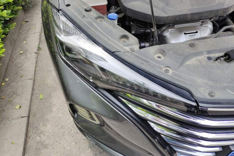 Used CHANGAN Eado 2021 PLUS 1.6L GDI CVT Luxury Model Right Front Headlight