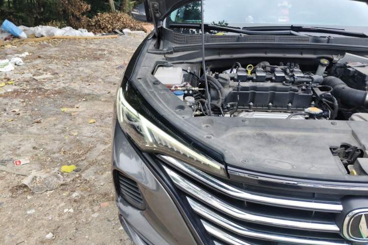 Used CHANGAN Eado 2021 PLUS 1.6L GDI Manual Luxury Model Right Front Headlight