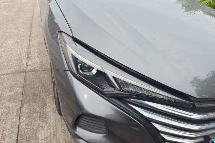 Used CHANGAN Eado 2021 PLUS 1.6L GDI Manual Luxury Model Right Front Headlight