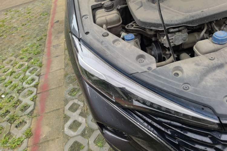 Used CHANGAN Eado 2021 PLUS Blue Whale NE 1.4T GDI DCT Prestige Model Right Front Headlight