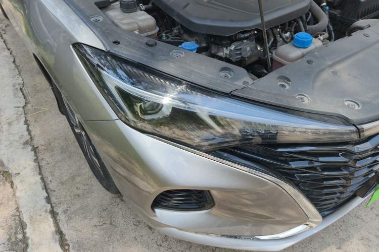 Used CHANGAN Eado 2021 PLUS Blue Whale NE 1.4T GDI DCT Prestige Model Right Front Headlight