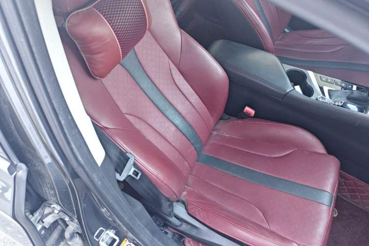 Used CHANGAN Eado 2021 PLUS Blue Whale NE 1.4T GDI DCT Prestige Model Right Front Seat