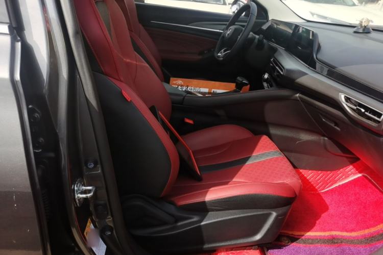 Used CHANGAN Eado 2021 PLUS Blue Whale NE 1.4T GDI DCT Prestige Model Right Front Seat