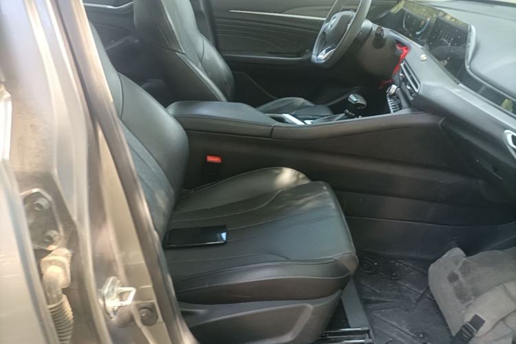 Used CHANGAN Eado 2021 PLUS 1.6L GDI CVT Elite Model Right Front Seat