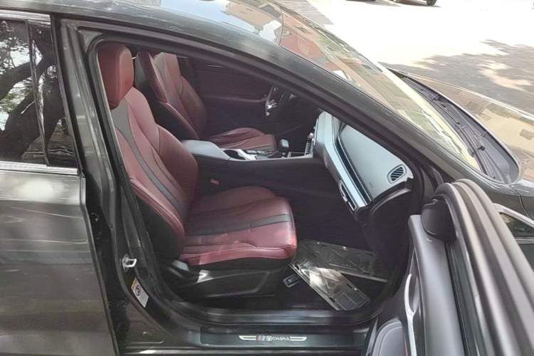 Used CHANGAN Eado 2021 PLUS Blue Whale NE 1.4T GDI DCT Prestige Model Right Front Seat