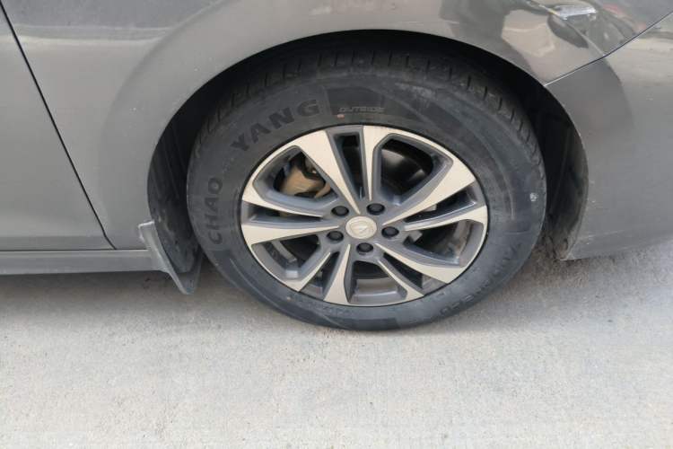 Used CHANGAN Eado 2021 PLUS Blue Whale NE 1.4T GDI DCT Prestige Model Right Front Wheel Hub