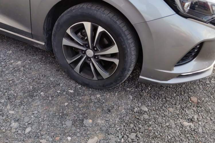 Used CHANGAN Eado 2021 PLUS Blue Whale NE 1.4T GDI DCT Prestige Model Right Front Wheel Hub