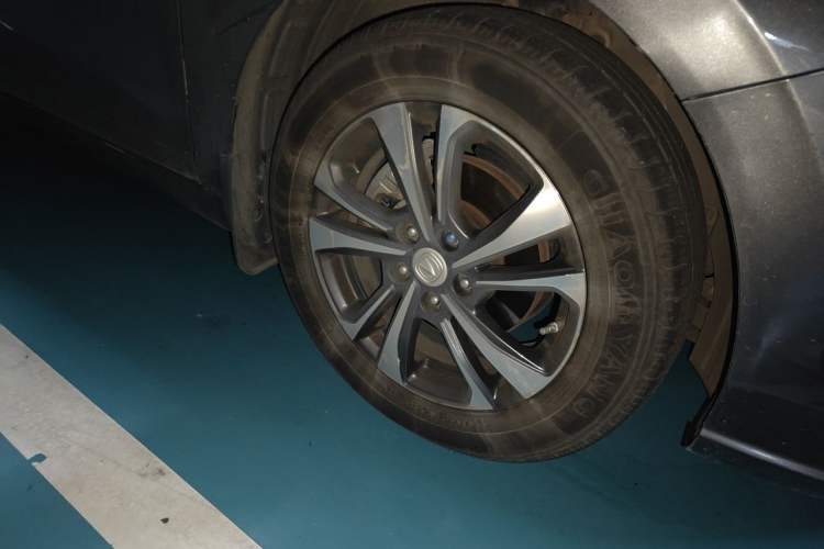 Used CHANGAN Eado 2021 PLUS Blue Whale NE 1.4T GDI DCT Prestige Model Right Front Wheel Hub