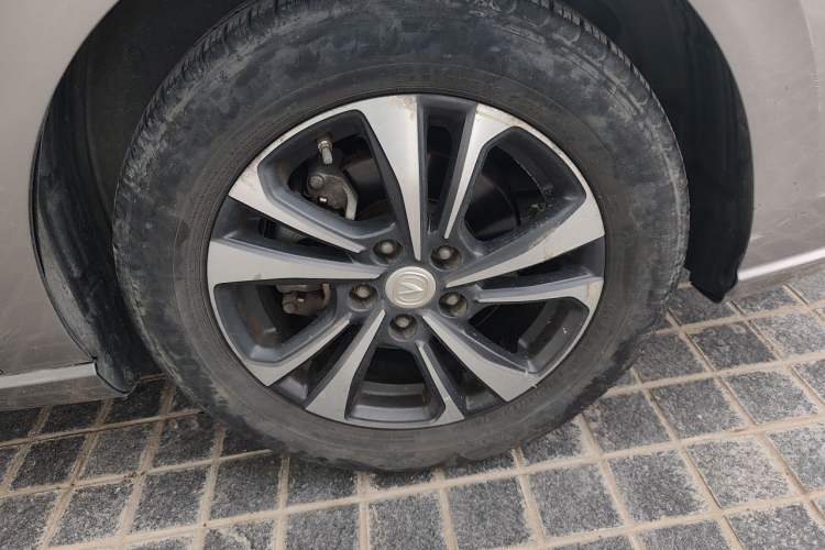 Used CHANGAN Eado 2021 PLUS Blue Whale NE 1.4T GDI DCT Prestige Model Right Front Wheel Hub