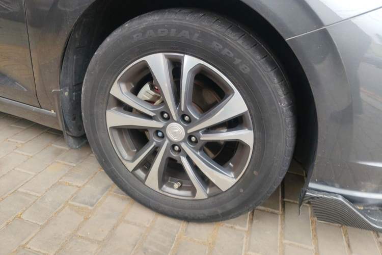 Used CHANGAN Eado 2021 PLUS Blue Whale NE 1.4T GDI DCT Prestige Model Right Front Wheel Hub
