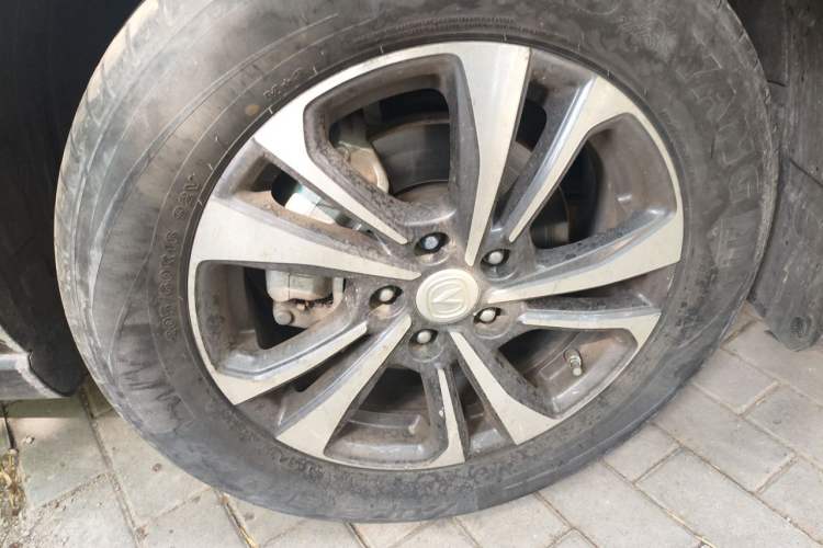 Used CHANGAN Eado 2021 PLUS 1.6L GDI Manual Luxury Model Right Front Wheel Hub
