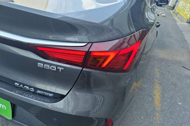 Used CHANGAN Eado 2021 PLUS Blue Whale NE 1.4T GDI DCT Prestige Model Right Rear Taillight