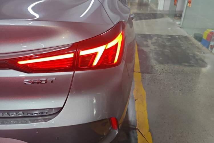 Used CHANGAN Eado 2021 PLUS Blue Whale NE 1.4T GDI DCT Prestige Model Right Rear Taillight