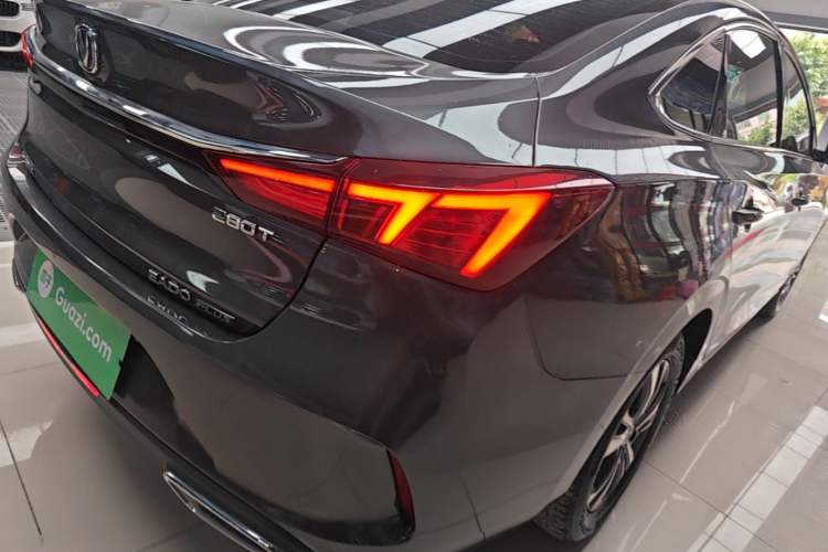 Used CHANGAN Eado 2021 PLUS Blue Whale NE 1.4T GDI DCT Prestige Model Right Rear Taillight