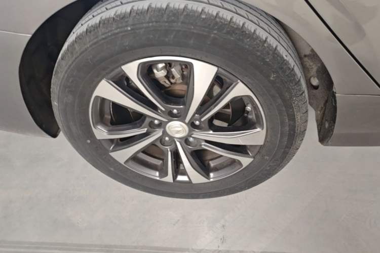 Used CHANGAN Eado 2021 PLUS Blue Whale NE 1.4T GDI DCT Prestige Model Right Rear Wheel Hub