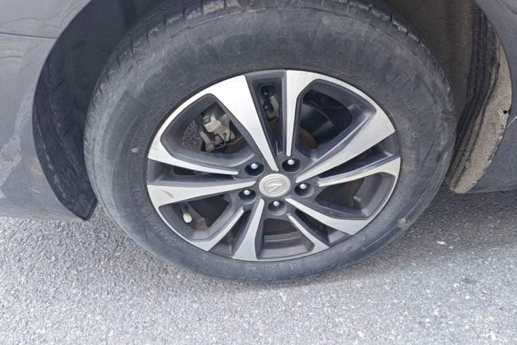 Used CHANGAN Eado 2021 PLUS Blue Whale NE 1.4T GDI DCT Prestige Model Right Rear Wheel Hub
