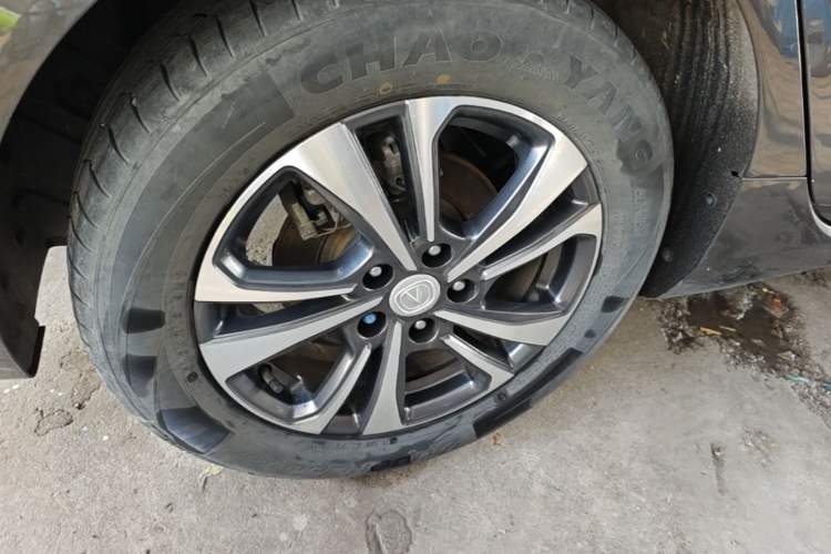 Used CHANGAN Eado 2021 PLUS Blue Whale NE 1.4T GDI DCT Prestige Model Right Rear Wheel Hub
