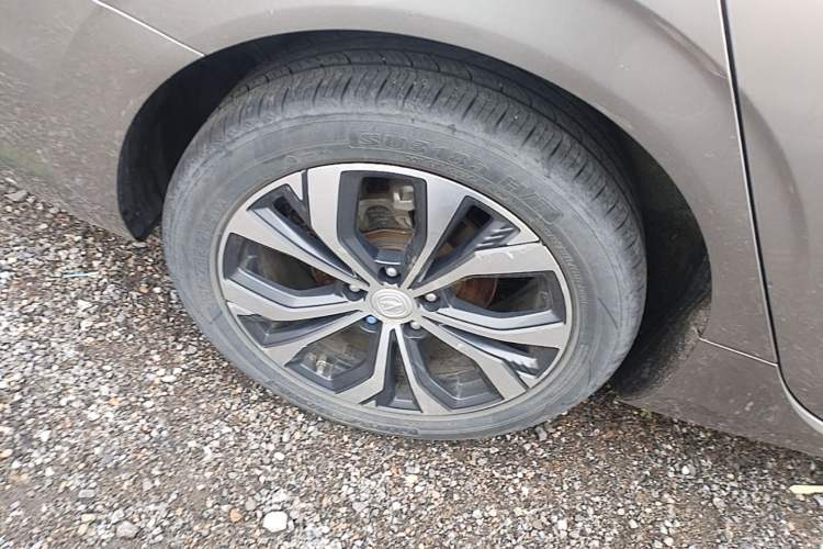 Used CHANGAN Eado 2021 PLUS Blue Whale NE 1.4T GDI DCT Flagship Model Right Rear Wheel Hub