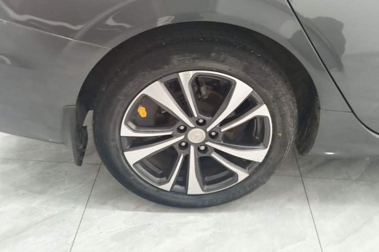 Used CHANGAN Eado 2021 PLUS Blue Whale NE 1.4T GDI DCT Flagship Model Right Rear Wheel Hub