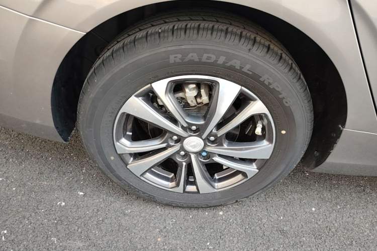 Used CHANGAN Eado 2021 PLUS Blue Whale NE 1.4T GDI DCT Prestige Model Right Rear Wheel Hub