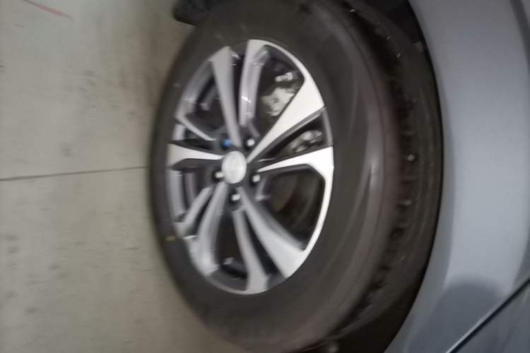 Used CHANGAN Eado 2021 PLUS Blue Whale NE 1.4T GDI DCT Prestige Model Right Rear Wheel Hub
