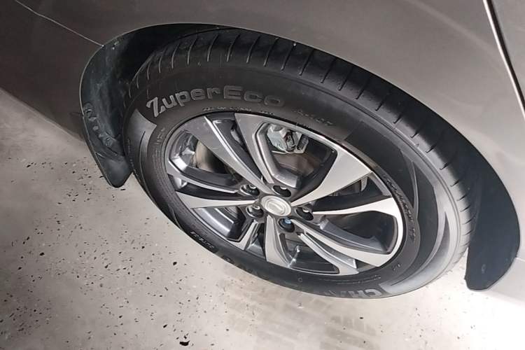 Used CHANGAN Eado 2021 PLUS Blue Whale NE 1.4T GDI DCT Prestige Model Right Rear Wheel Hub