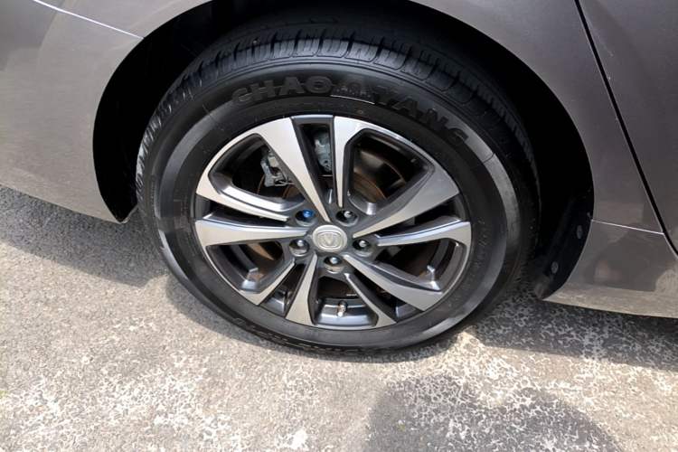 Used CHANGAN Eado 2021 PLUS Blue Whale NE 1.4T GDI DCT Prestige Model Right Rear Wheel Hub