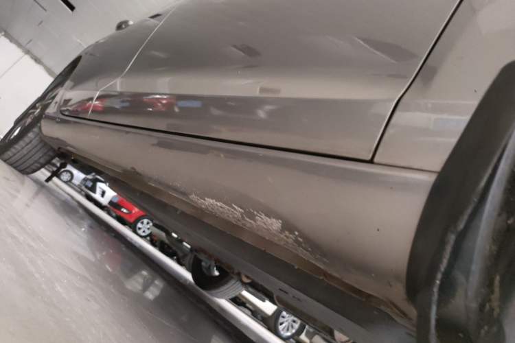 Used CHANGAN Eado 2021 PLUS 1.6L GDI CVT Luxury Model Right Side Sill