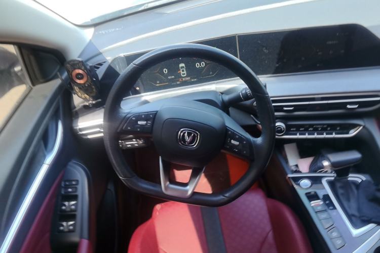 Used CHANGAN Eado 2021 PLUS Blue Whale NE 1.4T GDI DCT Flagship Model Steering Wheel