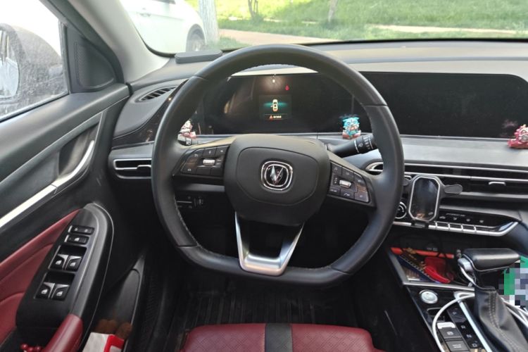 Used CHANGAN Eado 2021 PLUS Blue Whale NE 1.4T GDI DCT Prestige Model Steering Wheel