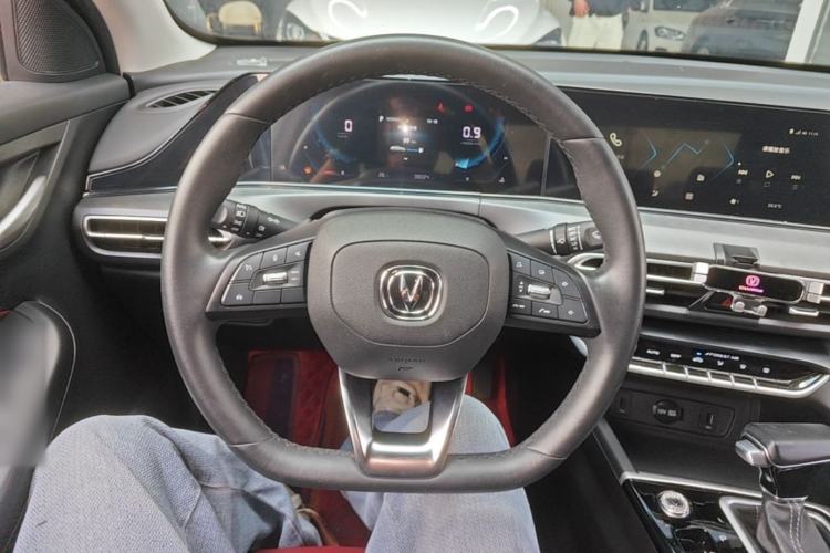 Used CHANGAN Eado 2021 PLUS Blue Whale NE 1.4T GDI DCT Prestige Model Steering Wheel