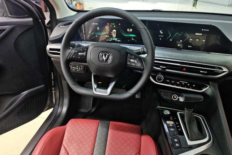 Used CHANGAN Eado 2021 PLUS Blue Whale NE 1.4T GDI DCT Flagship Model Steering Wheel