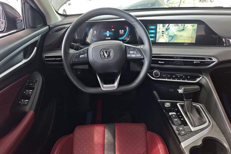 Used CHANGAN Eado 2021 PLUS Blue Whale NE 1.4T GDI DCT Prestige Model Steering Wheel