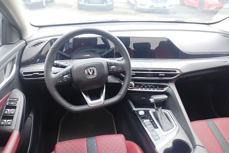Used CHANGAN Eado 2021 PLUS Blue Whale NE 1.4T GDI DCT Flagship Model Steering Wheel