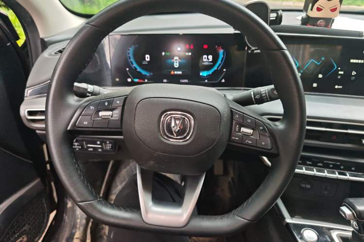 Used CHANGAN Eado 2021 PLUS Blue Whale NE 1.4T GDI DCT Prestige Model Steering Wheel