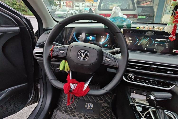 Used CHANGAN Eado 2021 PLUS Blue Whale NE 1.4T GDI DCT Prestige Model Steering Wheel