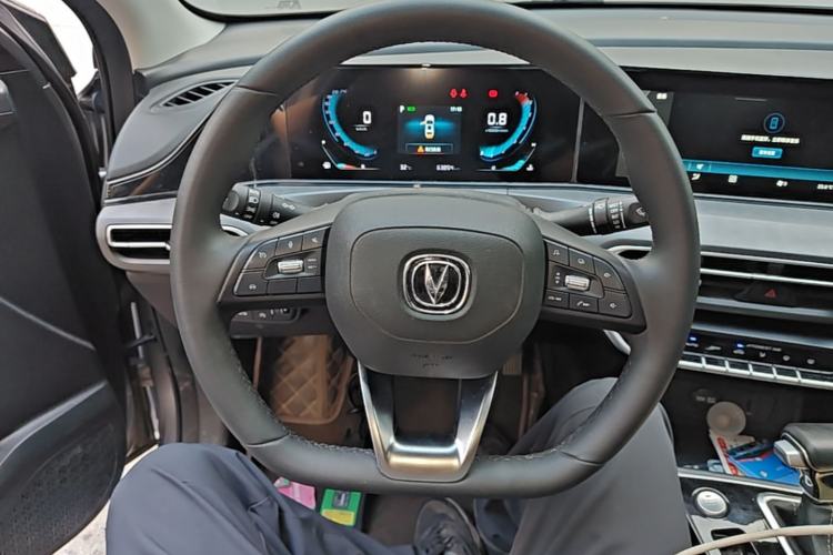 Used CHANGAN Eado 2021 PLUS Blue Whale NE 1.4T GDI DCT Prestige Model Steering Wheel