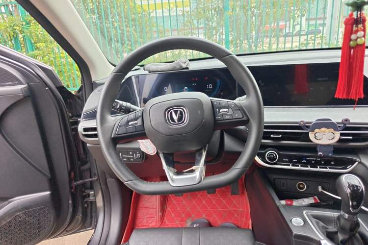Used CHANGAN Eado 2021 PLUS 1.6L GDI Manual Luxury Model Steering Wheel