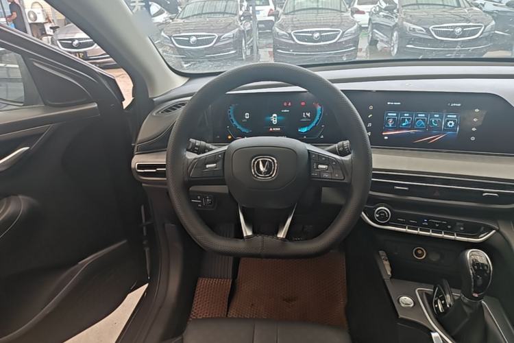 Used CHANGAN Eado 2021 PLUS 1.6L GDI Manual Elite Model Steering Wheel