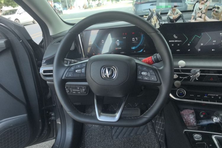 Used CHANGAN Eado 2021 PLUS Blue Whale NE 1.4T GDI DCT Prestige Model Steering Wheel