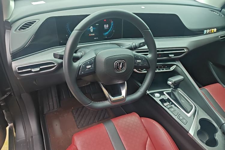 Used CHANGAN Eado 2021 PLUS Blue Whale NE 1.4T GDI DCT Prestige Model Steering Wheel