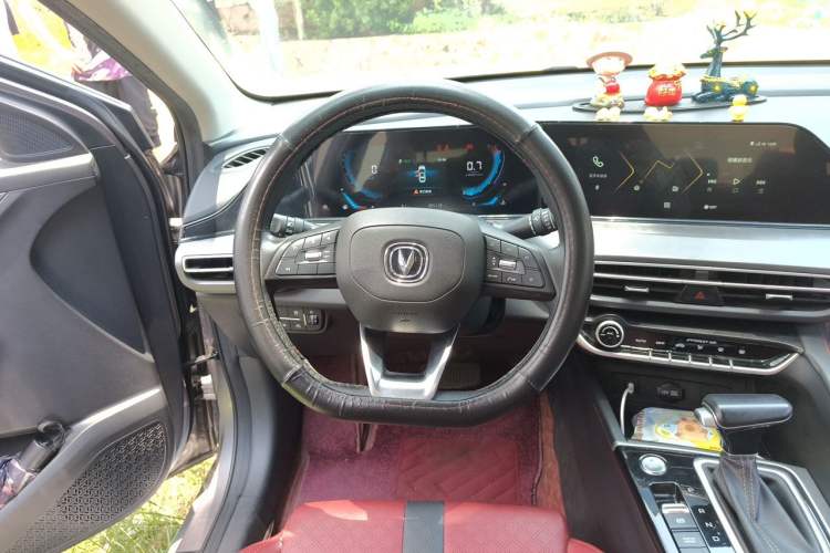Used CHANGAN Eado 2021 PLUS Blue Whale NE 1.4T GDI DCT Prestige Model Steering Wheel